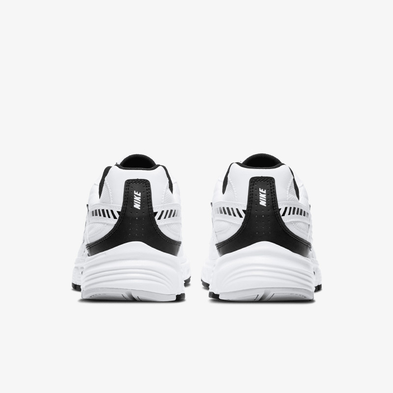 Nike Initiator 