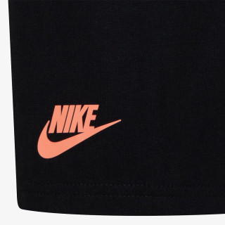 Nike Pantallona të shkurtra dhe bluzë On The Move 