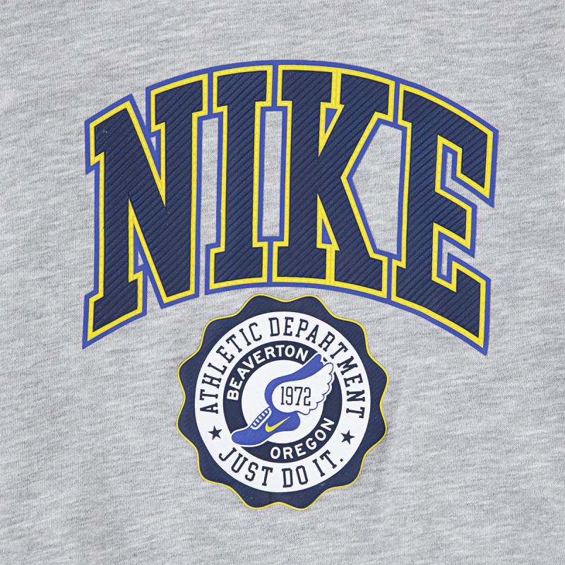 Nike Sportswear 