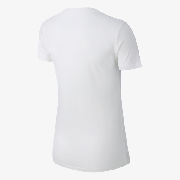 Nike Produkte Sportswear Essential 