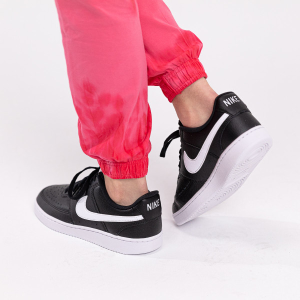 Nike Atlete Court Vision Low 