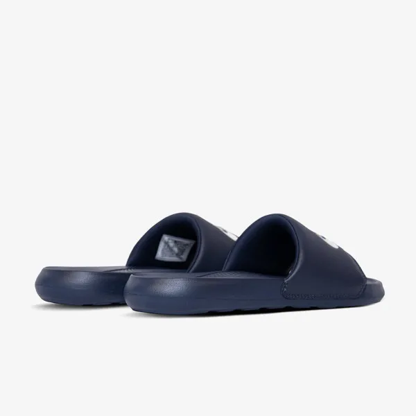 NIKE Shapka Victori One Slide 
