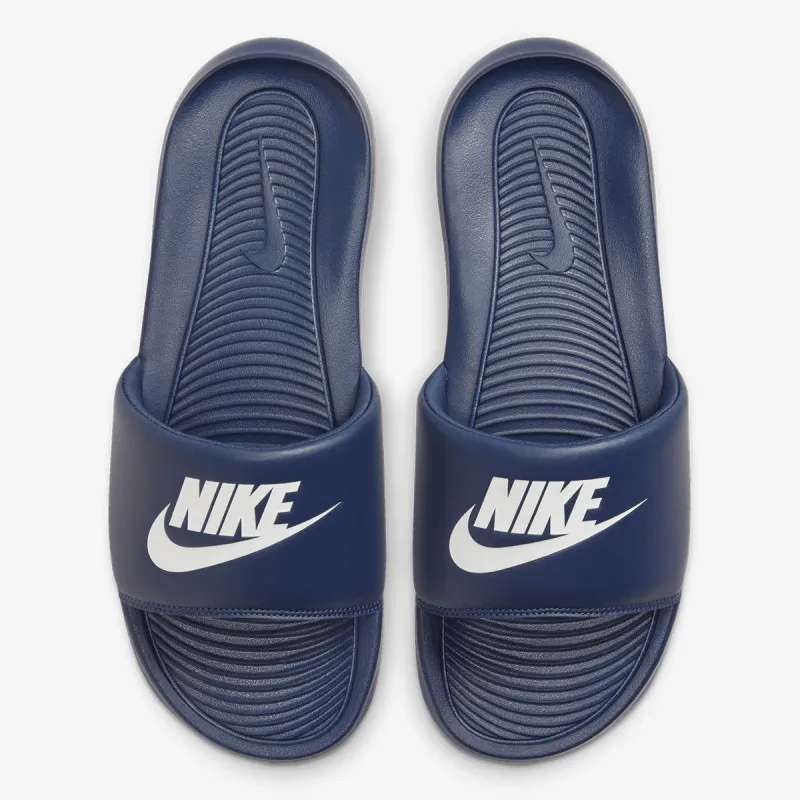 NIKE Shapka Victori One Slide 