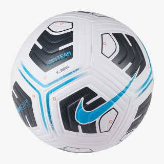 Nike Produkte Academy 