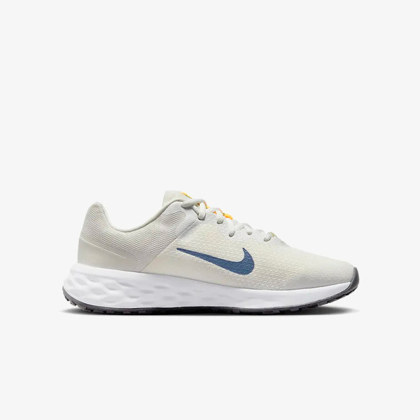 Nike Atlete Revolution 6 