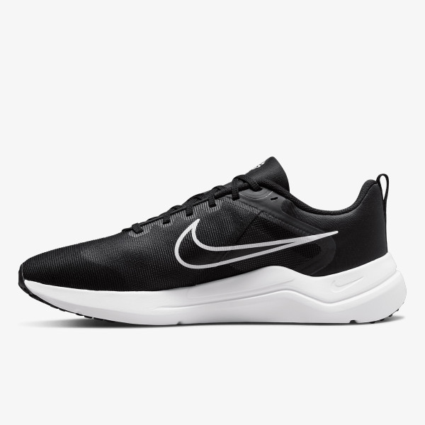 Nike Atlete Downshifter 12 