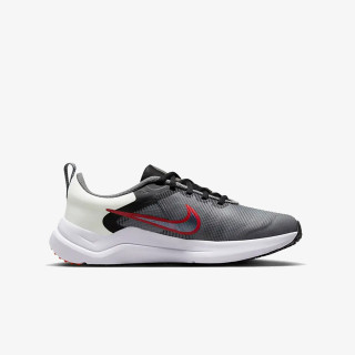 Nike Atlete Downshifter 12 