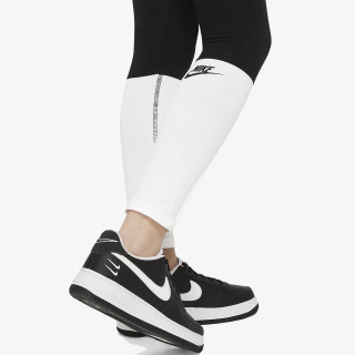 Nike Produkte Sportswear Favorites 