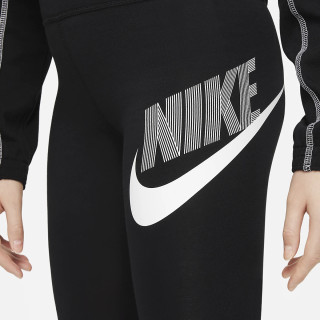 Nike Produkte Sportswear Favorites 