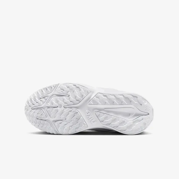NIKE Atlete Star Runner 4 
