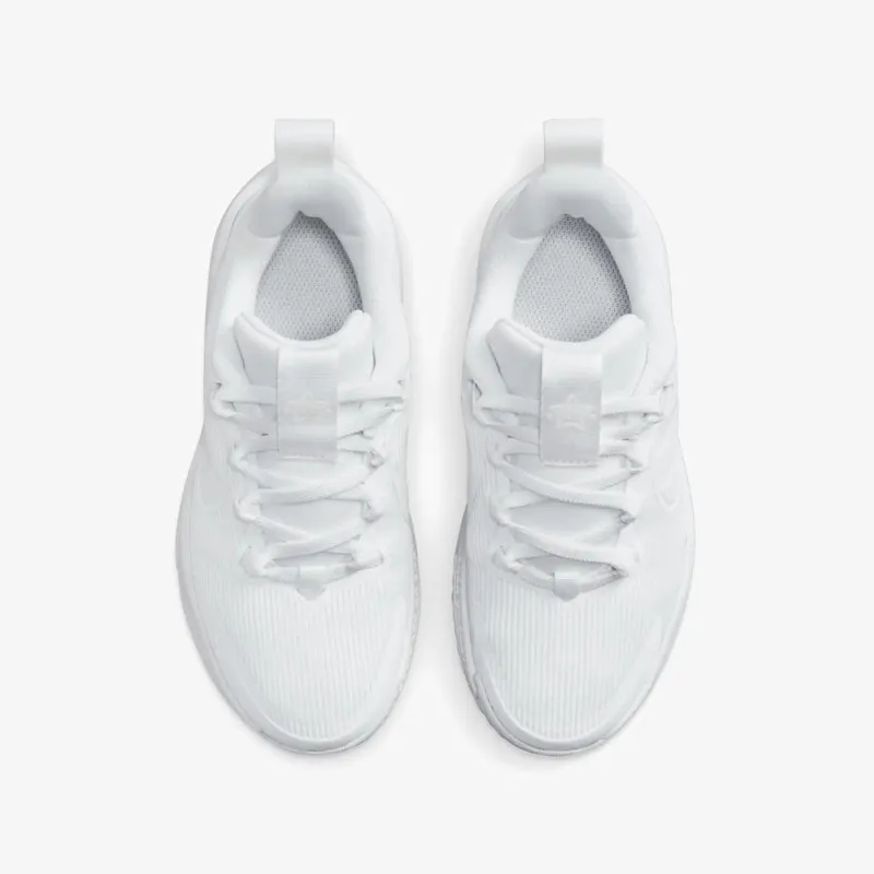 NIKE Atlete Star Runner 4 