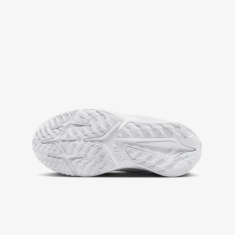 NIKE Atlete Star Runner 4 