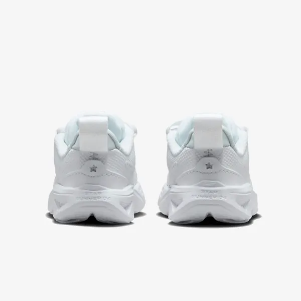 NIKE Atlete Star Runner 4 