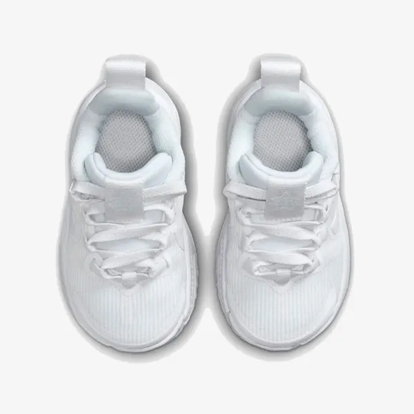 NIKE Atlete Star Runner 4 