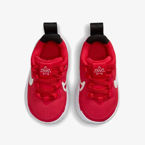 NIKE Atlete Star Runner 4 