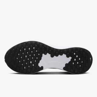 Nike Atlete Revolution 7 
