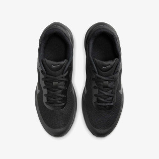 Nike Atlete Revolution 7 