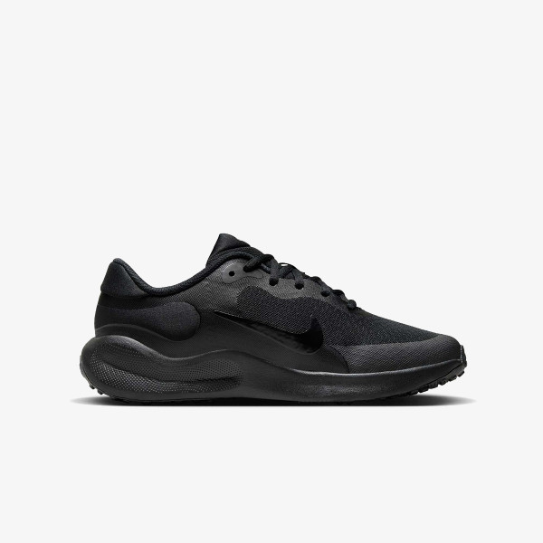 Nike Atlete Revolution 7 