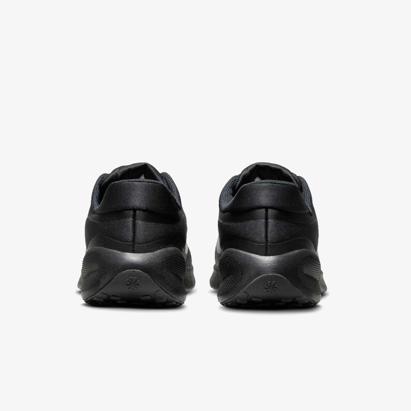 Nike Atlete Revolution 7 