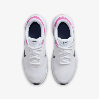 Nike Atlete Revolution 7 