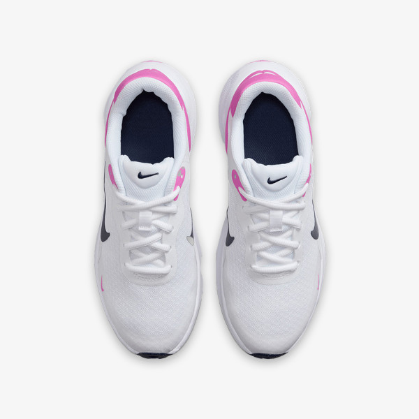 Nike Atlete Revolution 7 