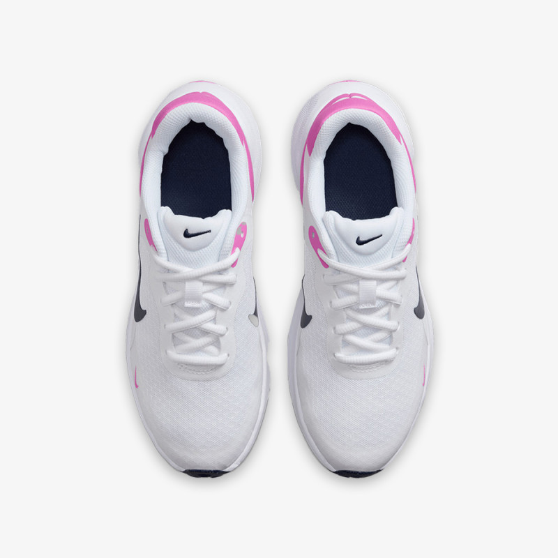 Nike Atlete Revolution 7 