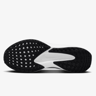 Nike Atlete Quest 6 