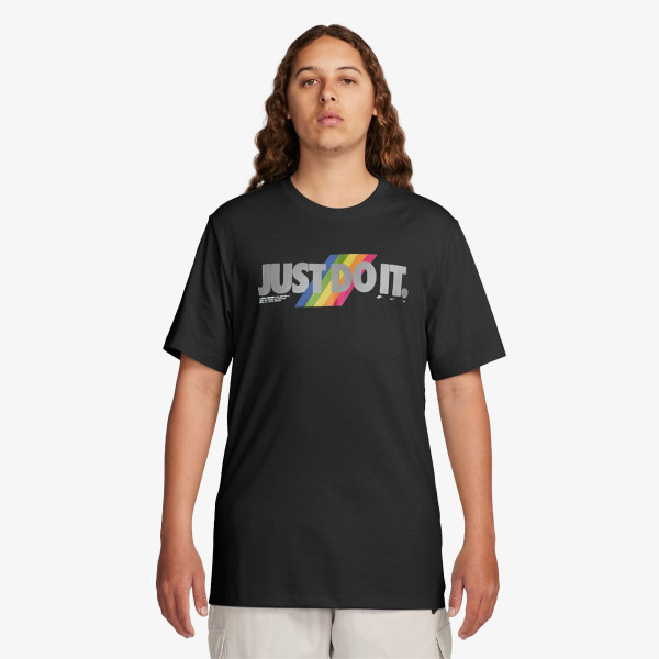 Produkte M NSW TEE 6MO JDI 