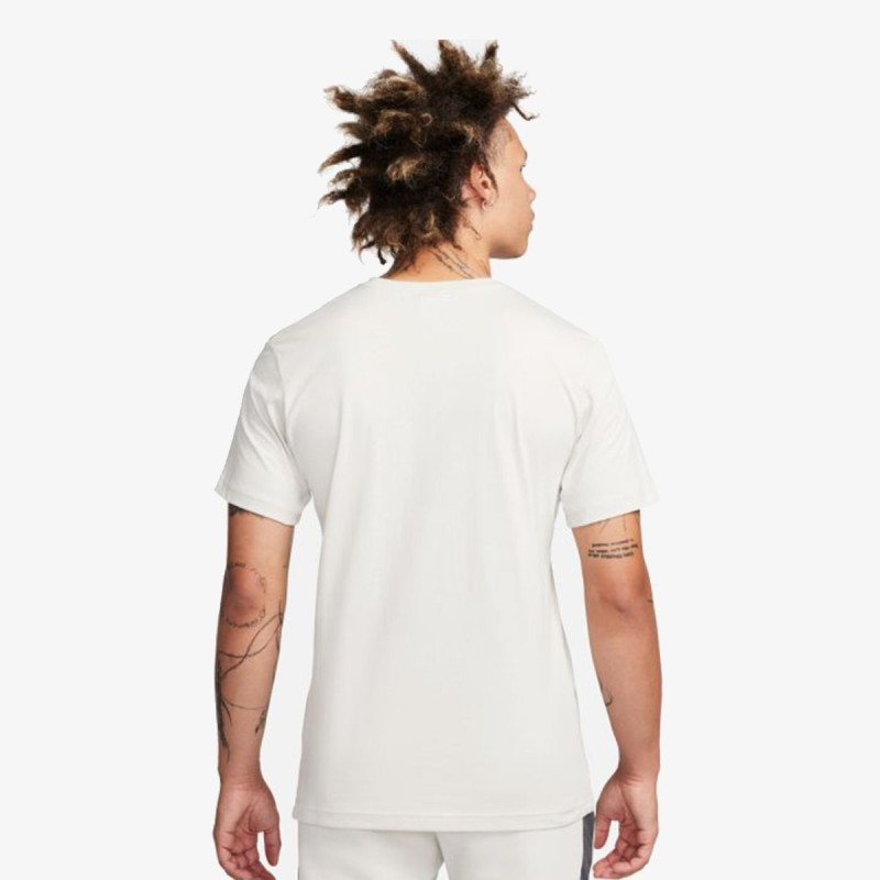 Produkte M NSW SP GRAPHIC TEE 