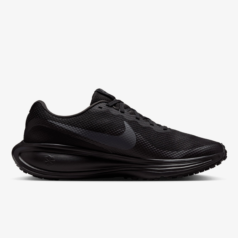 Nike Revolution 8 