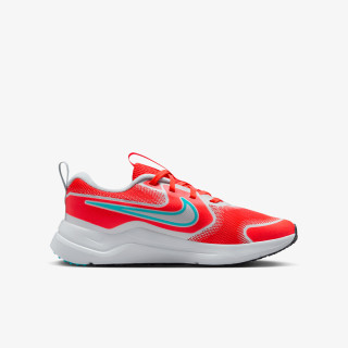 Nike Atlete Cosmic Runner 
