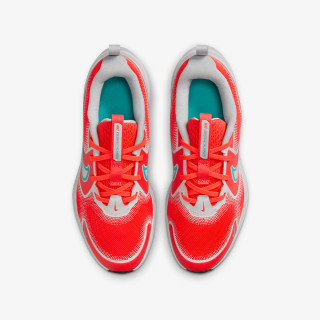 Nike Atlete Cosmic Runner 