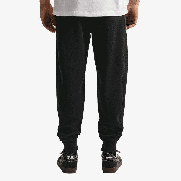 M NK CLUB VARSITY JOGGER 