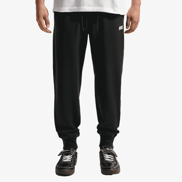 M NK CLUB VARSITY JOGGER 
