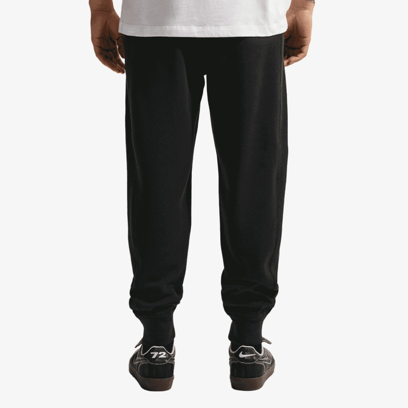 M NK CLUB VARSITY JOGGER 