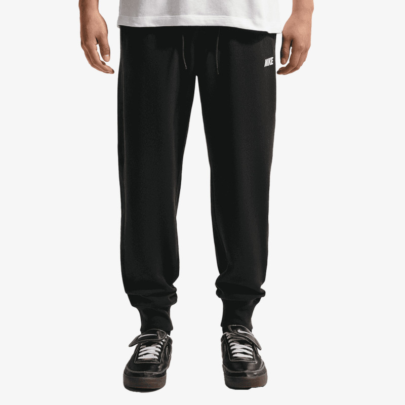 M NK CLUB VARSITY JOGGER 