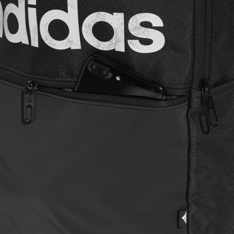 adidas Classic 