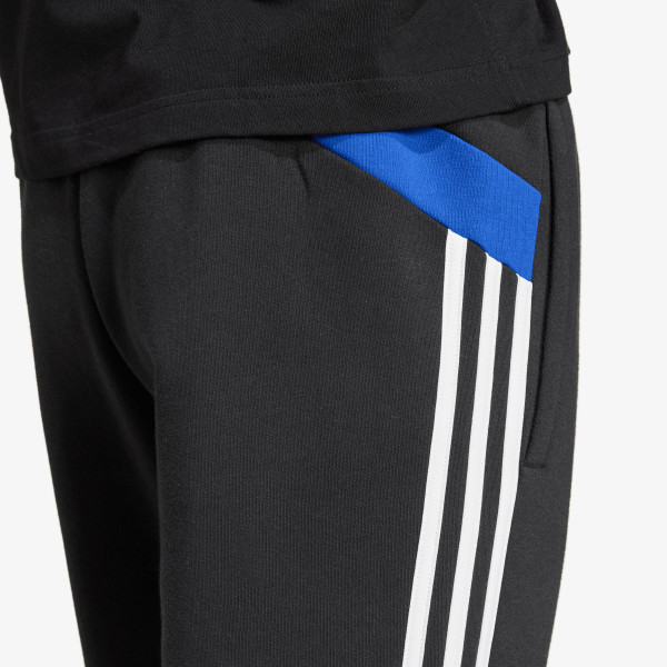 adidas Pjesa e poshtme e kostumit M CB PANT 